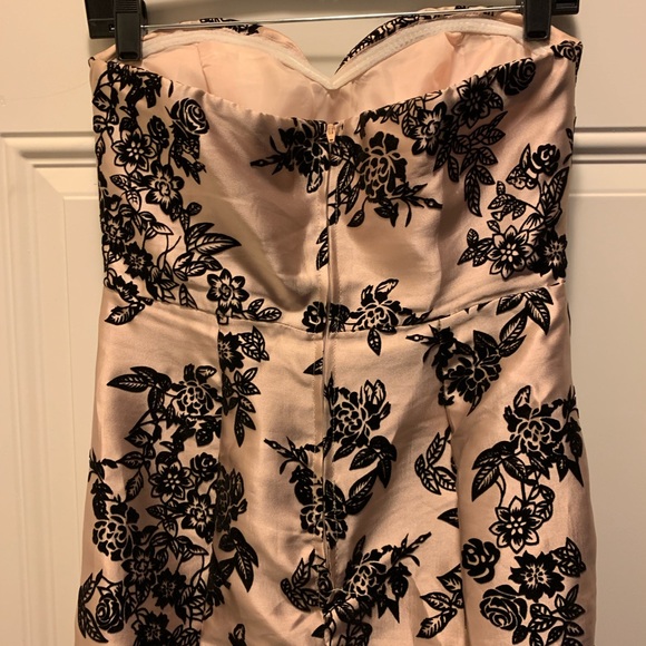 Windsor prom dress, 2 Days shipping 📦📬 - Picture 5 of 7